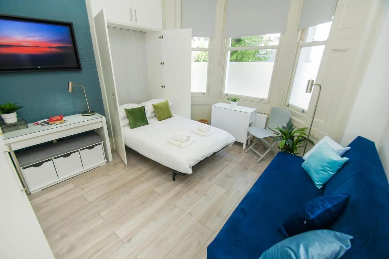 Sobo Studio 1- By Brighton Holiday Lets 0*,